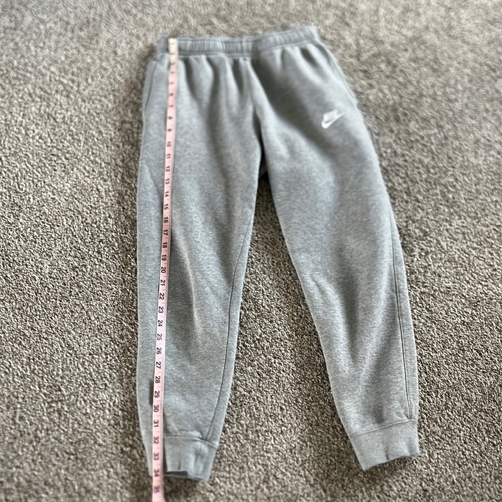 Nike seriously like new sweat pants 34 long